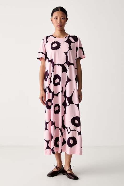 Marimekko рокля от памук розова на цветя 095918