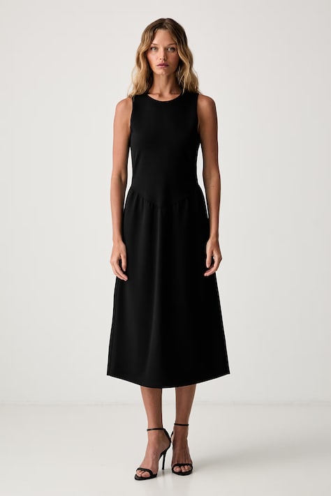 Calvin Klein haljina A-kroja crna bez uzorka LV044G207G