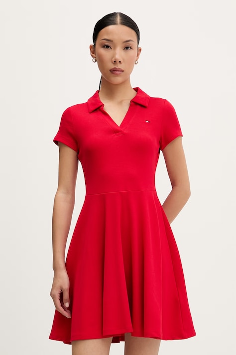 Tommy Jeans sukienka rozkloszowana bawełniana z elastanem czerwona gładka DW0DW22845