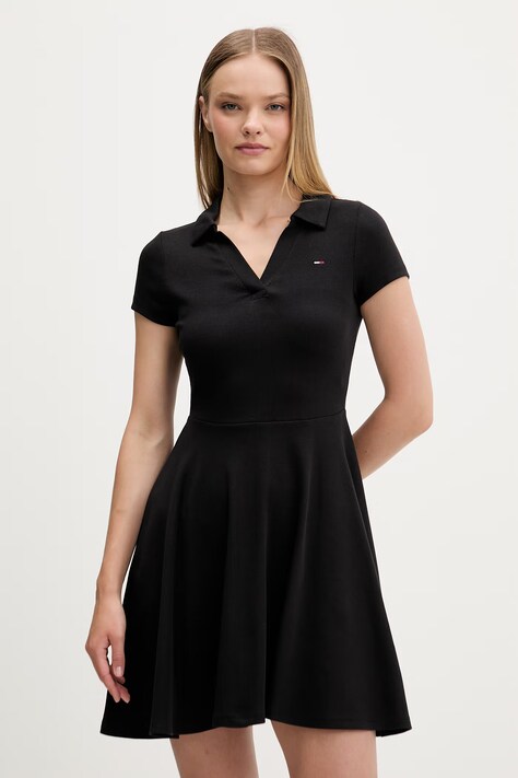 Tommy Jeans sukienka rozkloszowana bawełniana z elastanem czarna gładka DW0DW22845