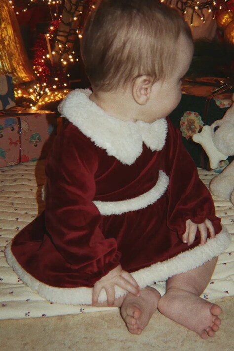 Konges Sløjd Sukienka welurowa CHRISTMAS ROMPER DRESS GRS bordowa gładka KS106418