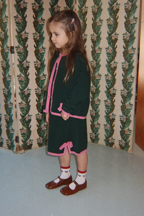 Konges Sløjd Sukienka wełniana ALETTE DRESS granatowa gładka KS106365