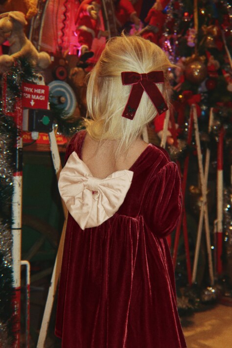 Konges Sløjd Sukienka welurowa GIA BOW DRESS GRS bordowa gładka KS108494