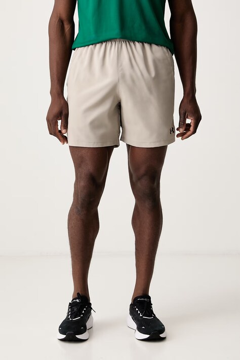 Under Armour Szorty sportowe męskie Vanish Woven beżowe regular waist 6009865.203