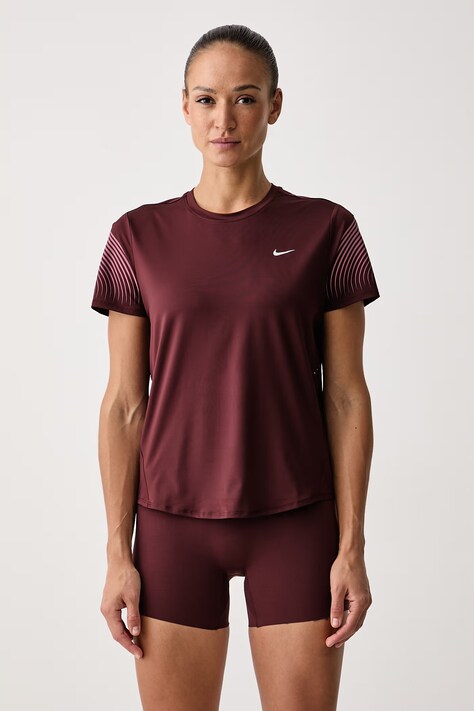 Nike T-shirt do biegania Swift Flash Dri-FIT brązowy IM8013.658