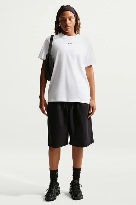 Nike Sportswear T-shirt oversize damski bawełniany Classic biały IH7601.100