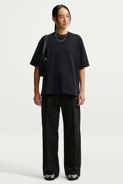 Nike Sportswear T-shirt oversize damski bawełniany czarny IO7464.010