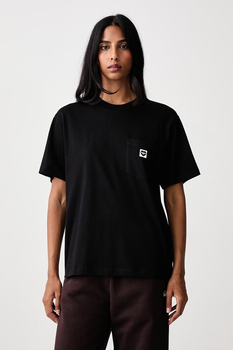Carhartt WIP Pocket Small Heart T-Shirt bawełniany damski czarny I037166