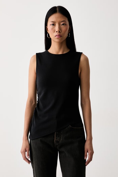 Levi's top damski z bawełną ALILA ASYMMETRICAL SL czarny 0086N