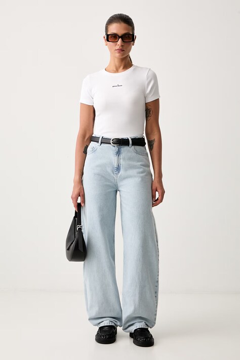 Guess Jeans T-shirt damski bawełniany z elastanem biały W6YP13 K3819