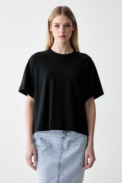 adidas T-shirt oversize damski bawełniany czarny KF2433
