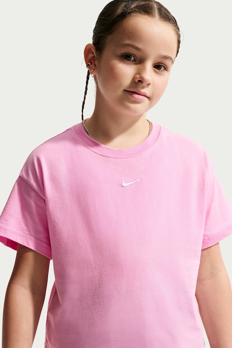 Nike T-shirt dziecięcy bawełniany Nike Sportswear Essential różowy FZ5559