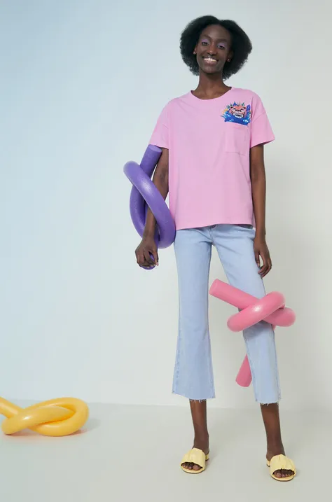 T-shirt bawełniany damski by Alex Pogrebniak różowy