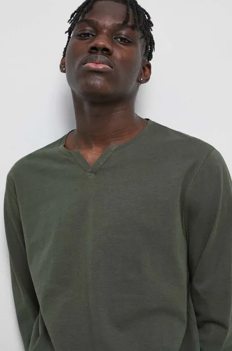 Bavlnené tričko s dlhým rukávom pánske zelená farba