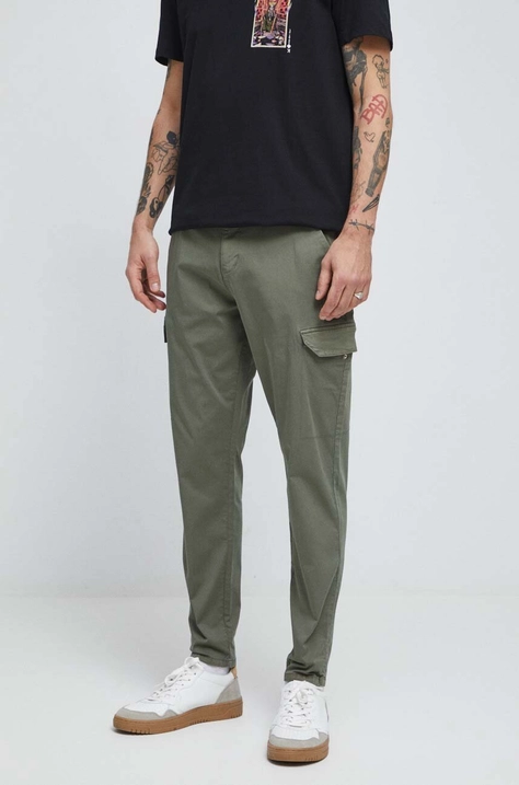 Medicine pantaloni barbati, culoarea verde, cu fason cargo