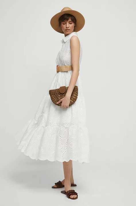 Bavlněné šaty s ozdobnou výšivkou bílá barva