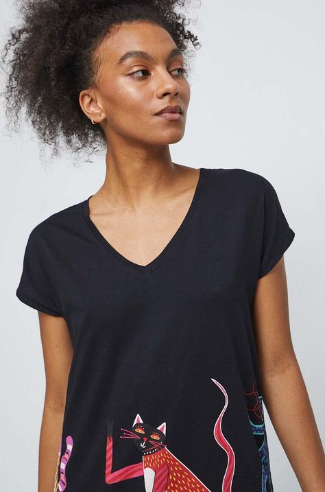 Bavlnené tričko dámske z kolekcie Mačky čierna farba
