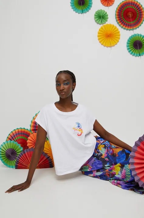 T-shirt bawełniany damski by Olamaloú kolor biały