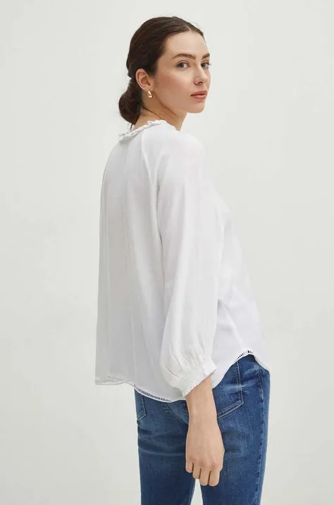 Bluzka damska z asymetrycznym dołem kolor biały