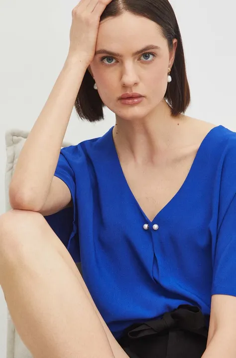 Bluzka damska gładka z ozdobnym elementem kolor niebieski