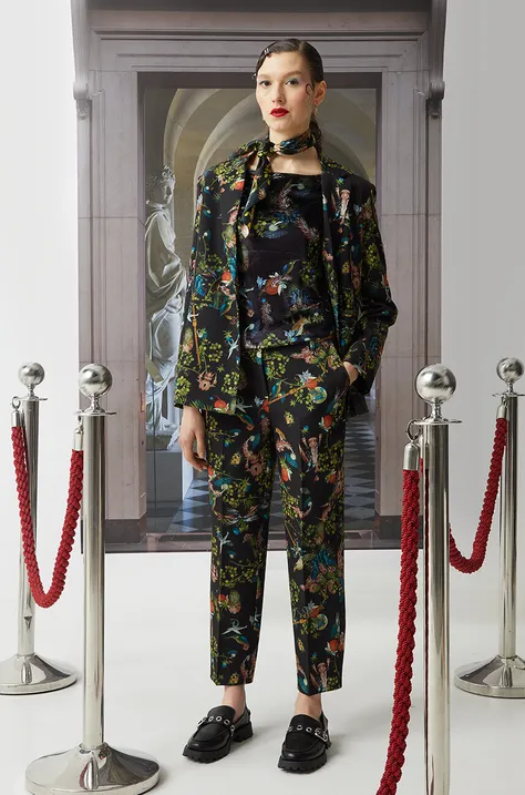 Spodnie damskie z kolekcji Eviva L'arte kolor czarny