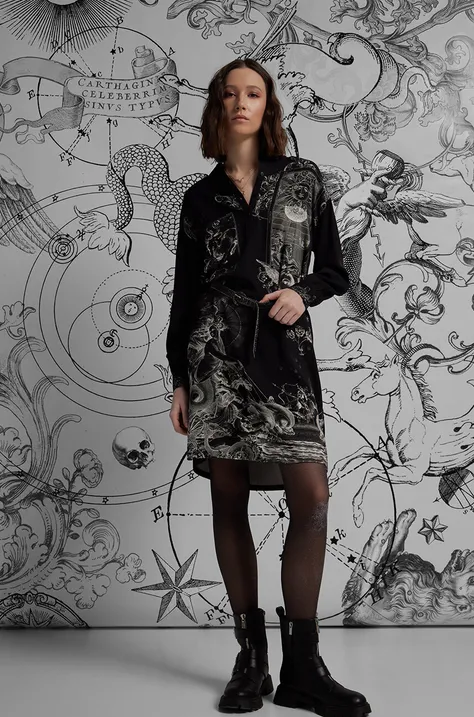 Šaty dámske midi z kolekcie Zverokruh čierna farba