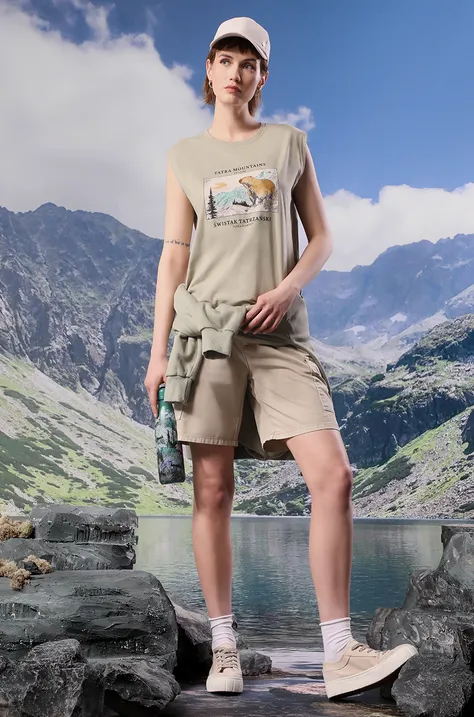 Bavlnené tričko dámske z kolekcie Tatra National Park x Medicine zelená farba