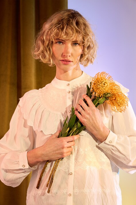 Блузка Medicine женская цвет белый с аппликацией