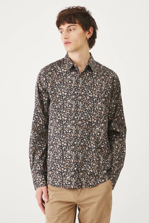 Medicine koszula męska kolor czarny regular z kołnierzykiem klasycznym