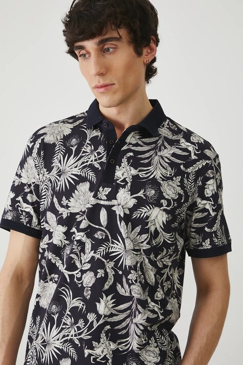 Тениска с яка Medicine в черно с десен