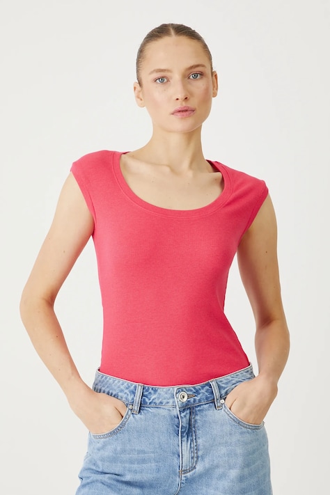 Medicine top culoarea roz