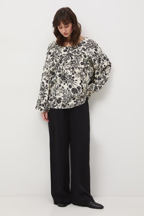 Medicine bluzka damska z wiskozy beżowa w kwiaty