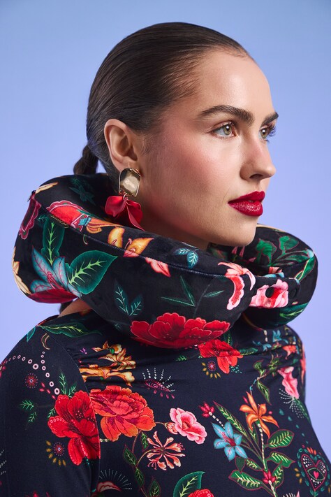 Medicine poduszka podróżna kolor czarny