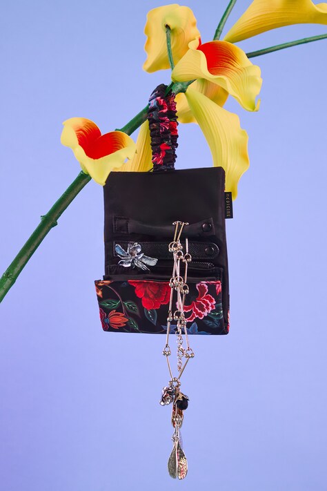 Organizér na šperky Medicine více barev