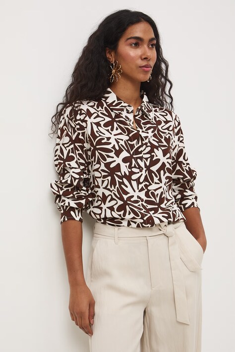 Medicine koszula damska z wiskozy beżowa w kwiaty