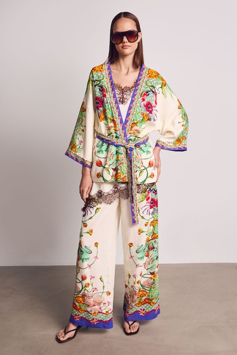 Kimono damskie z wiskozą z kolekcji Kit Mizeres x Medicine multicolor RS26-MKDA50
