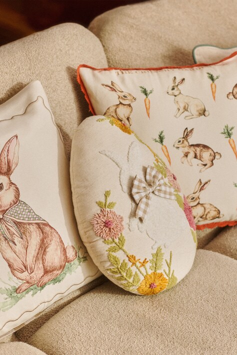 Декоративная подушка Medicine