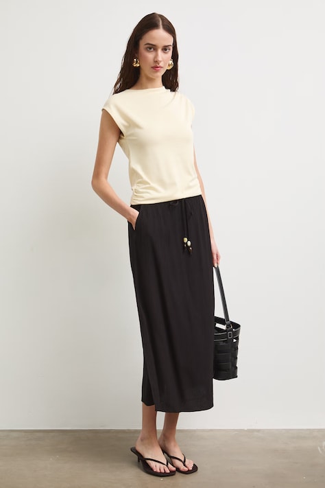 Sukňa áčkového strihu s viskózou čierna RS26-SDD905