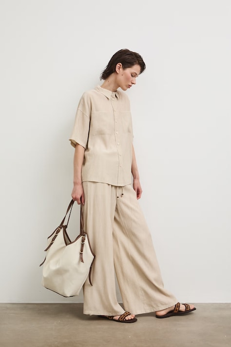 Spodnie wide leg damskie z wiskozą beżowe regular waist RS26-SPD907