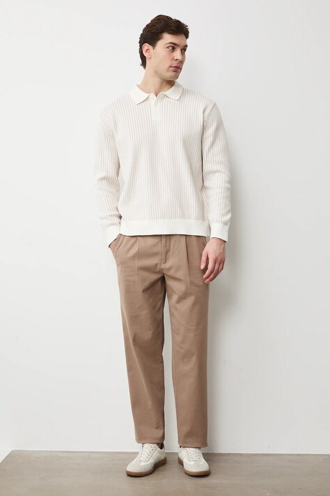 Bavlnené nohavice s elastanom, hladké béžová farba RS26-SPM302