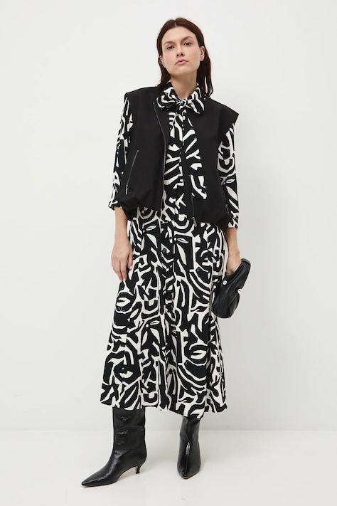 Medicine sukienka kolor czarny midi rozkloszowana