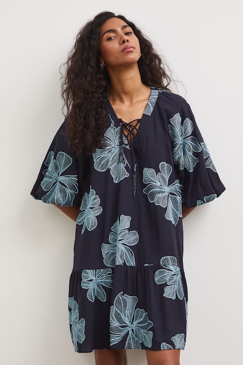 Sukienka rozkloszowana z lnem granatowa RS26-SUD811