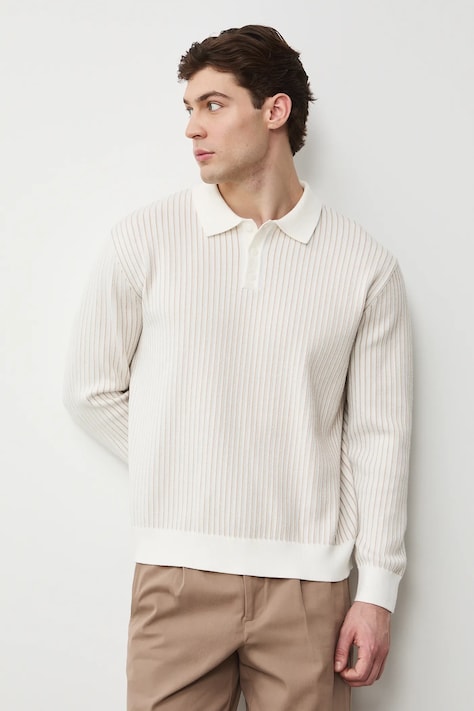 Svetr pánský s proužky a límečkem béžová barva RS26-SWM301