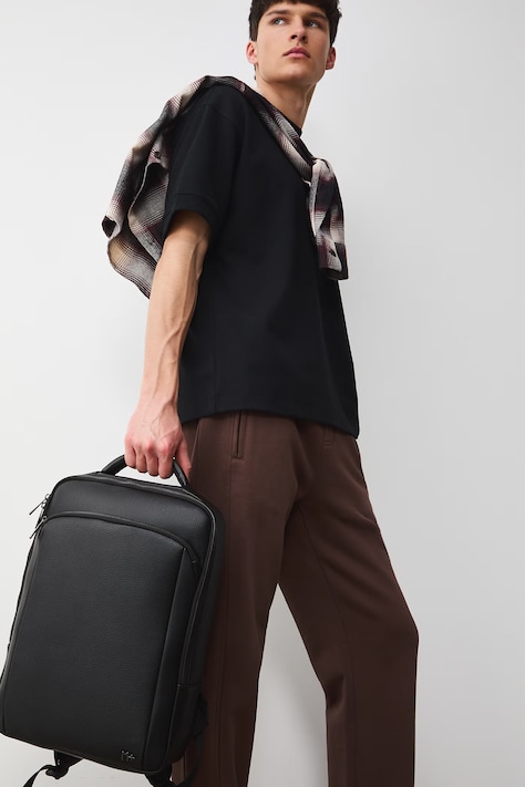 Batoh pánský z ekokůže černá barva RS26-TPM400