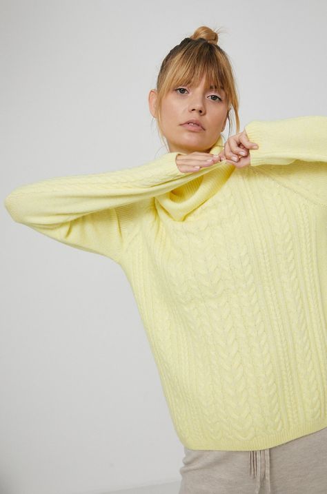 Sweter z domieszką wełny damski żółty