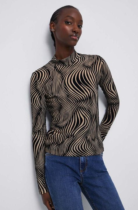 Tričko s dlhým rukávom dámske so vzorom béžová farba