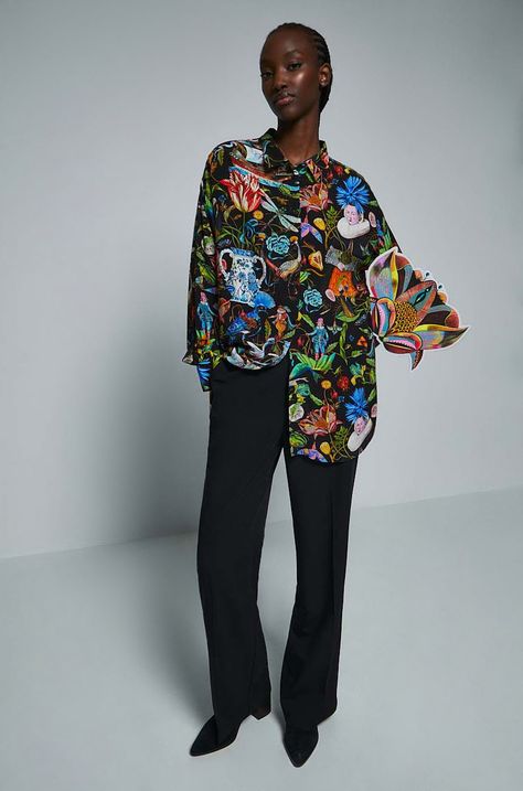 Košeľa dámska so vzorom by Olaf Hajek čierna farba