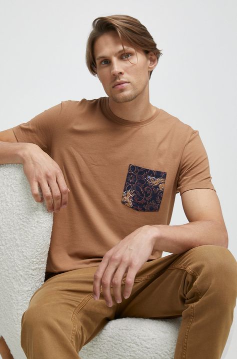 T-shirt męski z nadrukiem brązowy