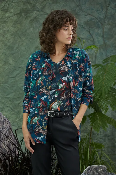 Koszula damska z kolekcji Graficzny Atlas Zwierząt kolor turkusowy