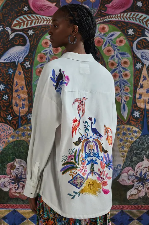 Košeľa dámska z kolekcie Medicine x Veronika Blyzniuchenko biela farba